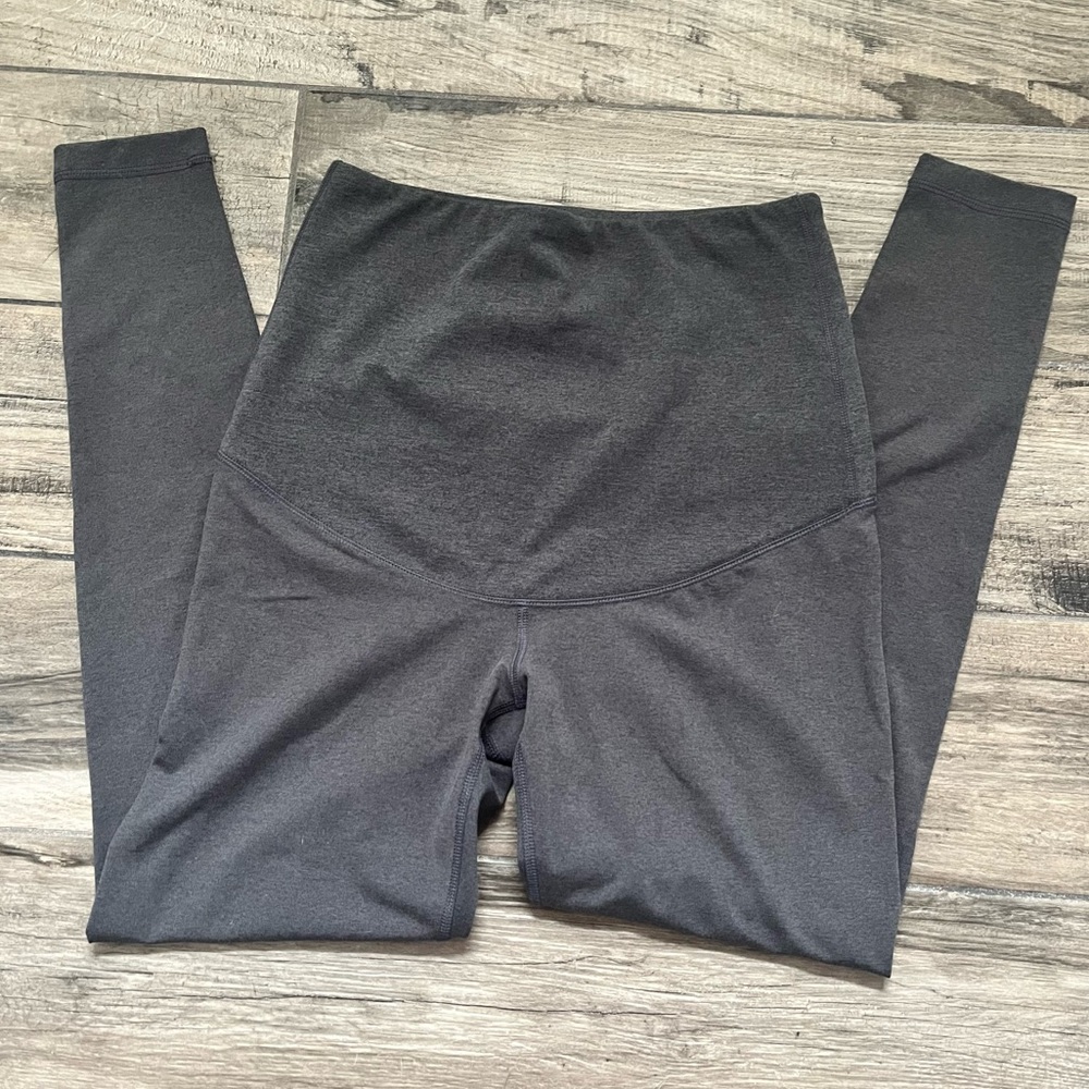 NWOT Postpartum Active Maternity Leggings
